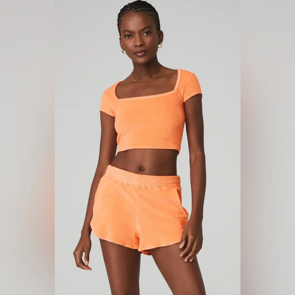 Alo Yoga NWOT Terry Beachside Short Sleeve Crop Top Cantaloupe Size S